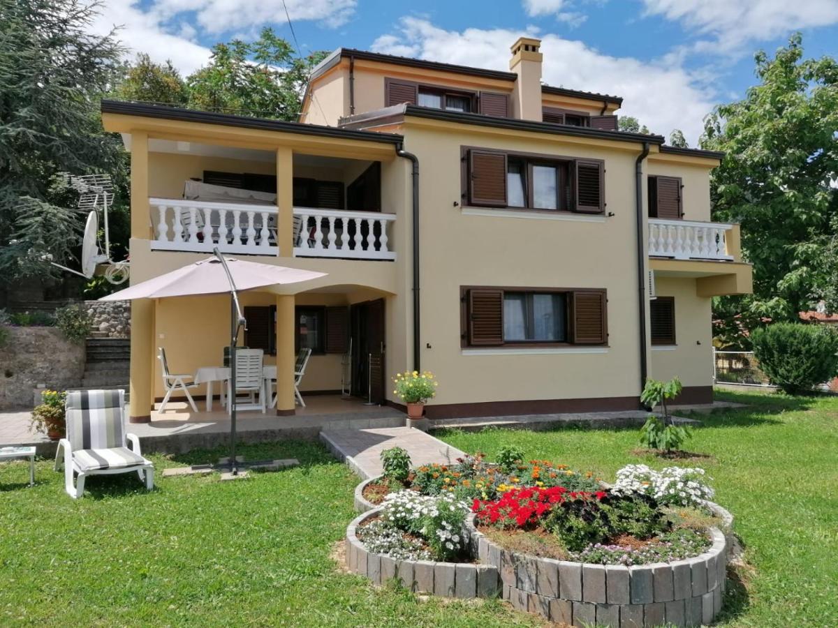 Apartman Lori Lovran Exterior foto